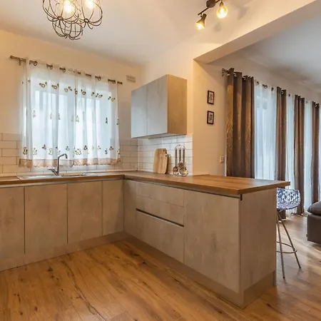 Sf Homes - Highly Finished & Spacious In Malta Нашшар