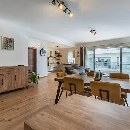 Sf Homes - Highly Finished & Spacious In Malta Apartment