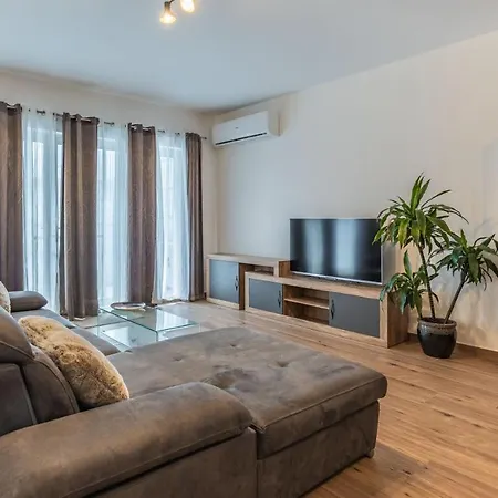 Sf Homes - Highly Finished & Spacious In Malta *